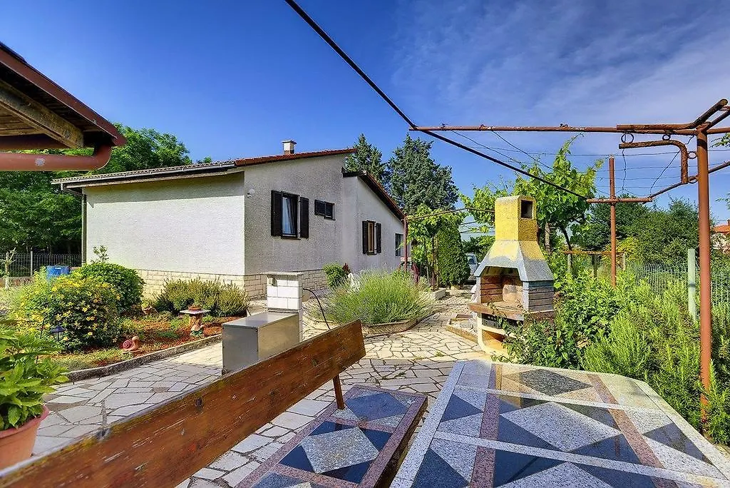 Holiday Home Silvana Pula